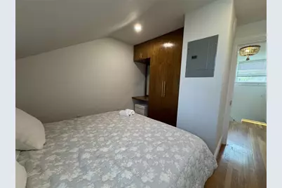 8 Barney Street #3, Newport, RI 02840 - Photo 4