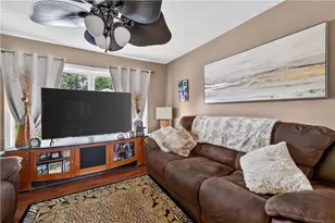 4 Evans St, Johnston, RI 02919 - Photo 14
