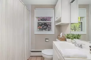 70 Lambert St, Narragansett, RI 02882 - Photo 16