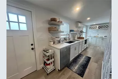 23 Anthony Street #2, Newport, RI 02840 - Photo 10
