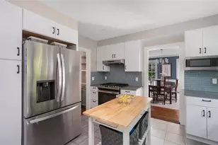 241 Taber Ave, Providence, RI 02906 - Photo 12