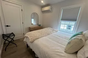 23 Anthony St, Newport, RI 02840 - Photo 18