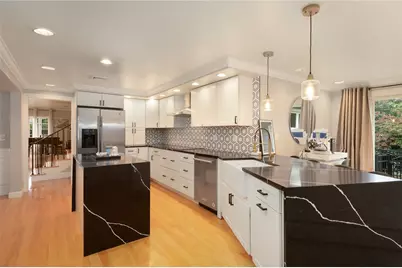 101 Glen Ridge Road, Cranston, RI 02920 - Photo 14