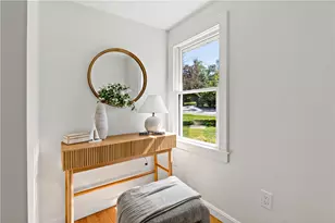 245 Chestnut St, Bristol, RI 02809 - Photo 20