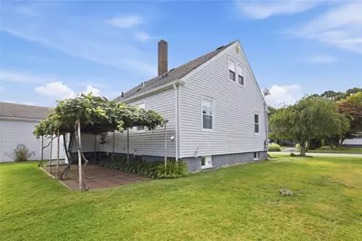136 Durfee Road, Tiverton, RI 02878 - Photo 38