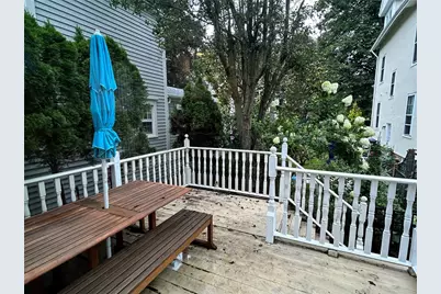 15 Chestnut Street, Newport, RI 02840 - Photo 10