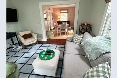 15 Chestnut Street, Newport, RI 02840 - Photo 4