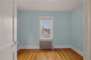 10 Loxley Rd, Providence, RI 02908 - Photo 18
