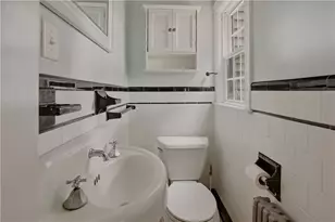 10 Loxley Rd, Providence, RI 02908 - Photo 14