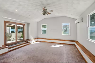 4 Roosevelt Drive, Bristol, RI 02809 - Photo 10