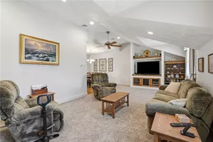 4 Roosevelt Dr, Bristol, RI 02809 - Photo 36