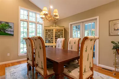 67 Earles Court, Narragansett, RI 02882 - Photo 16