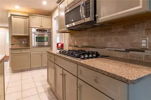 67 Earles Ct, Narragansett, RI 02882 - Photo 18