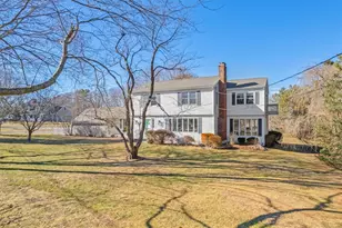 98 Hargraves Dr, Portsmouth, RI 02871 - Photo 1