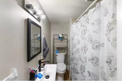 82 Pond Street, West Warwick, RI 02893 - Photo 24