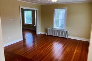 673 Aquidneck Ave, Middletown, RI 02842 - Photo 4
