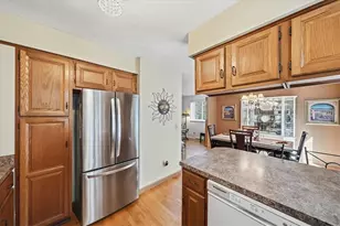 125 Smith Ave, Smithfield, RI 02828 - Photo 16