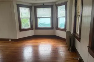 70 Northup St, Warwick, RI 02889 - Photo 8