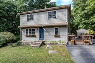 20 Whipple Rd, Smithfield, RI 02917 - Photo 2