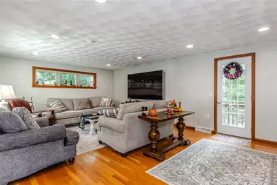 20 Whipple Road, Smithfield, RI 02917 - Photo 18