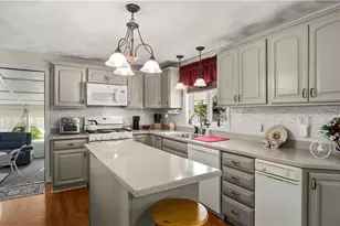 161 Princeton Ave, Coventry, RI 02816 - Photo 10