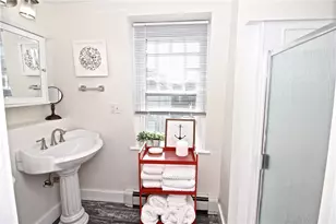 700 Thames St, Newport, RI 02840 - Photo 40