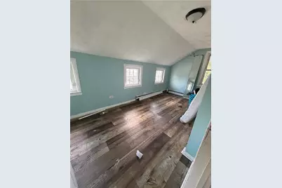 249 Pleasant Street, Pawtucket, RI 02860 - Photo 6