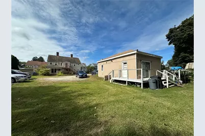 77 Main Street, Lincoln, RI 02802 - Photo 12