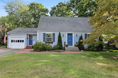 10 Milton Road, Barrington, RI 02806 - Photo 2
