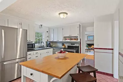 10 Milton Road, Barrington, RI 02806 - Photo 14