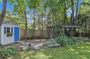 10 Milton Rd, Barrington, RI 02806 - Photo 42