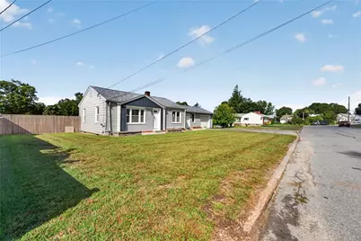 58 Earl Street, West Warwick, RI 02893 - Photo 2