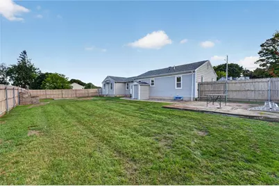 58 Earl Street, West Warwick, RI 02893 - Photo 6