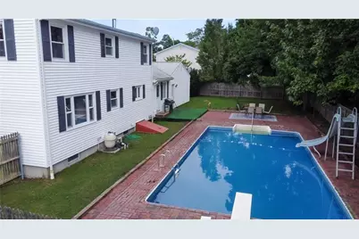 442 Eastview Avenue, Somerset, MA 02726 - Photo 8