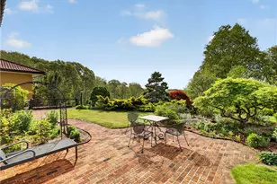 325 Post Rd, Westerly, RI 02891 - Photo 16