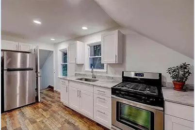 79 Wendell Street #3, Providence, RI 02909 - Photo 2