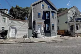 79 Wendell St, Providence, RI 02909 - Photo 1