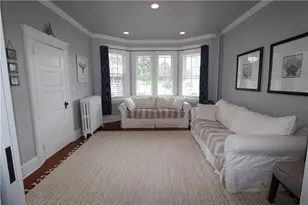 20 Fenner Ave, Newport, RI 02840 - Photo 6