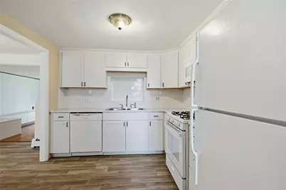 213 Villa Avenue, North Providence, RI 02904 - Photo 34