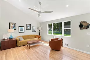 42 Sherman Ave, South Kingstown, RI 02892 - Photo 16