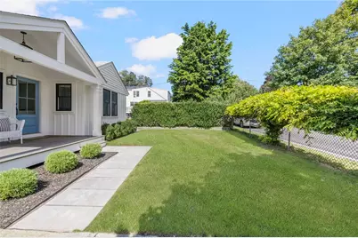 49 Keeher Avenue, Newport, RI 02840 - Photo 2