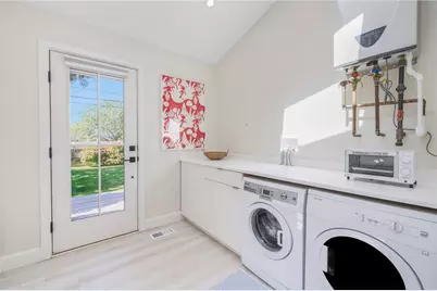 49 Keeher Avenue, Newport, RI 02840 - Photo 16