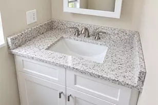 179 Kearney St, Cranston, RI 02920 - Photo 8