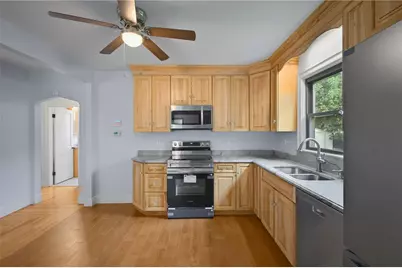 10 Pawtucket Avenue, East Providence, RI 02916 - Photo 6