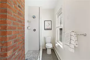 37 Lincoln Ave, Bristol, RI 02809 - Photo 12