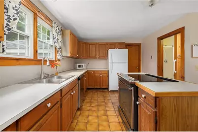 590 Exeter Road, North Kingstown, RI 02877 - Photo 12