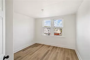 37 Lincoln Ave, Bristol, RI 02809 - Photo 18