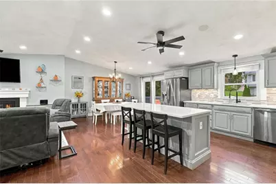 7 Cindy Circle, Johnston, RI 02919 - Photo 12