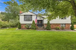 7 Cindy Cir, Johnston, RI 02919 - Photo 2