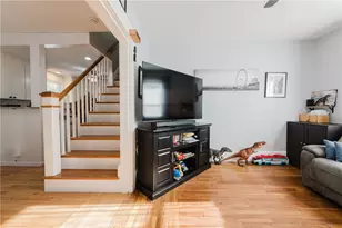 27 Cecile St, Lincoln, RI 02865 - Photo 6